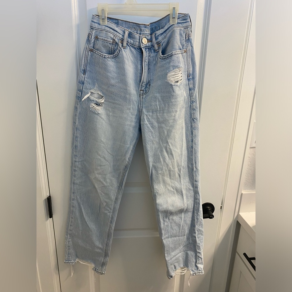American Eagle mom jeans